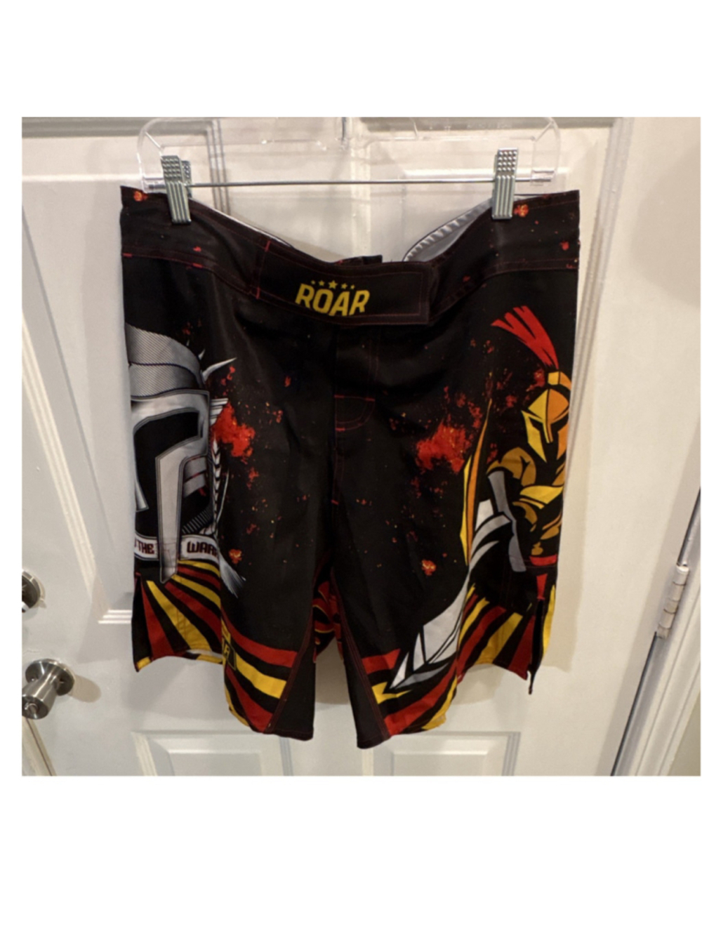 ROAR Professional Edition Warrior MMA Shorts XL Black Red Yellow